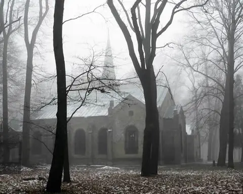 (AL) Países Bálticos (llegada y salida Riga)