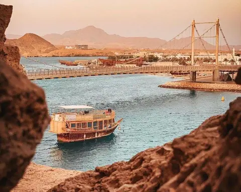 A Scenic Trails from Muscat to Salalah 