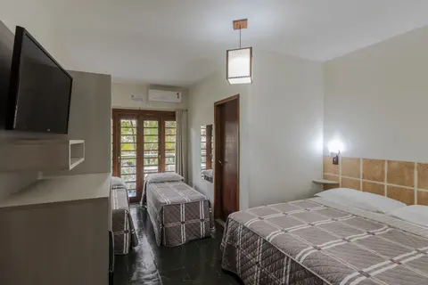 Hotel Cores do Mar, 