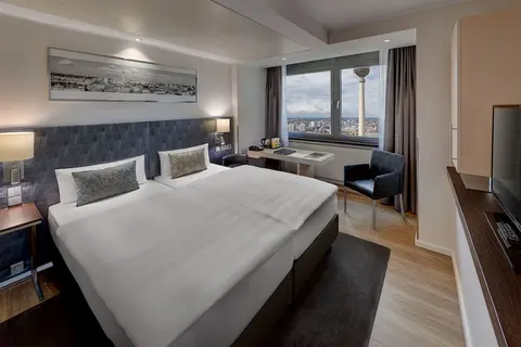 Park Inn by Radisson Berlin Alexanderplatz, Room