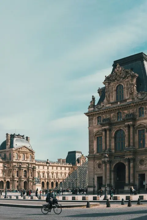 Hotel Vernet, Bicycling