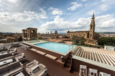 Plaza Hotel Lucchesi, Pool
