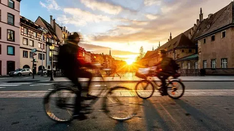 Hotel ibis Strasbourg Centre Halles, Bicycling