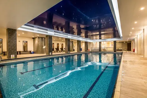 Holiday Inn London - Kensington High St. by IHG, Pool
