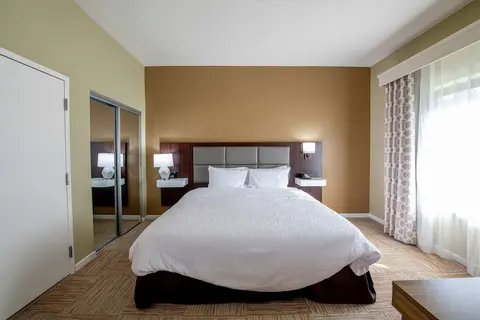 Hampton Inn & Suites Lafayette, Room