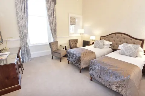 The Bonham Hotel, Room