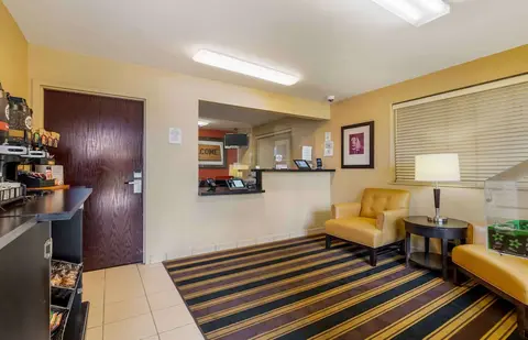 Extended Stay America Suites Ft Lauderdale Cyp Crk Andrews A, Lobby