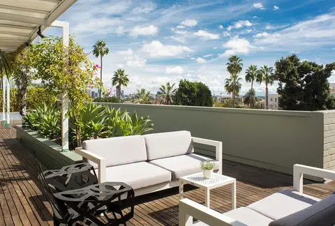 Avalon Hotel Beverly Hills, a Member of Design Hotels, Room