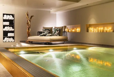 Das Innsbruck, Indoor pool
