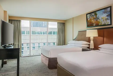 Courtland Grand Hotel, Trademark Collection by Wyndham, Room