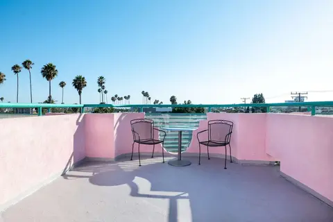 Days Inn by Wyndham Santa Monica, Room