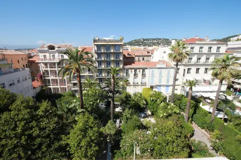 CRISTAL HOTEL & SPA, Exterior
