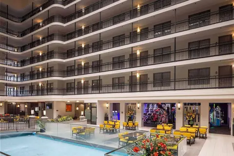 Embassy Suites by Hilton Anaheim North, Lobby