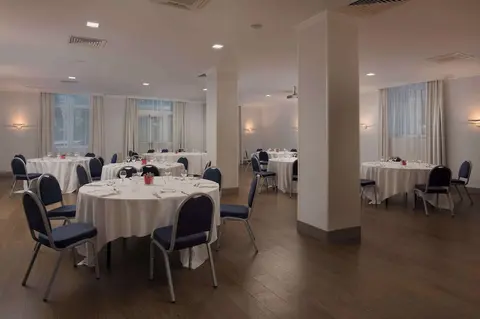 NH Genova Centro, Meeting facility