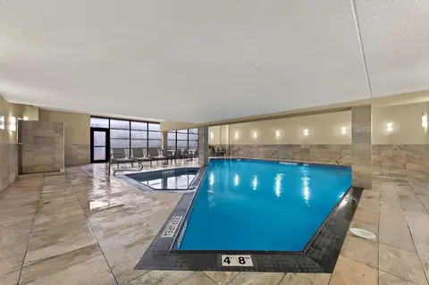 Best Western Plus Toronto North York Hotel & Suites, Pool