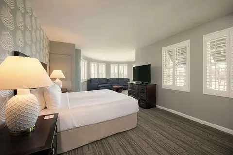 Jamaica Bay Inn Marina Del Rey,Tapestry Collection by Hilton, Room