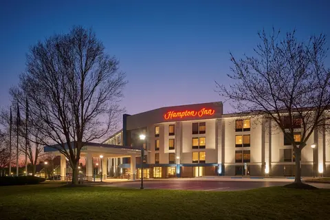 Hampton Inn Lancaster, Exterior