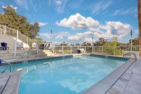 Best Western Plus Marina Shores Hotel, Pool