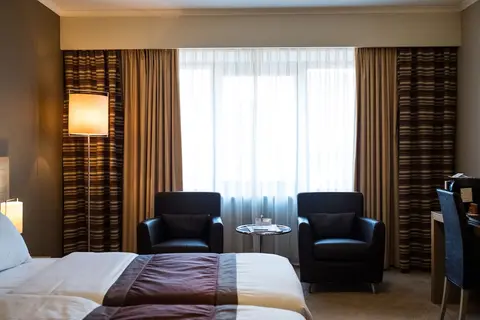 Hyllit Hotel, Room