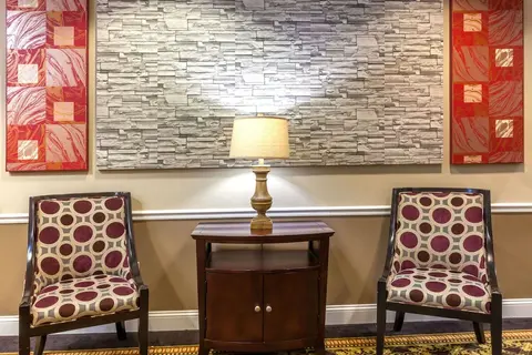 Ramada by Wyndham Jersey City, Lobby