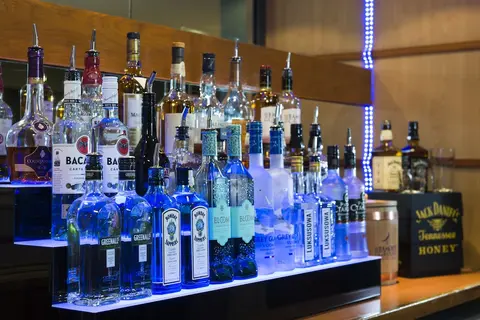 Holiday Inn Express Manchester East by IHG, Bar (on property)