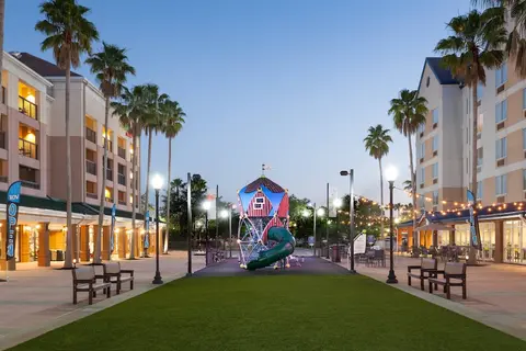 Fairfield Inn & Suites Lake Buena Vista in Marriott Village, Children's play area - outdoor