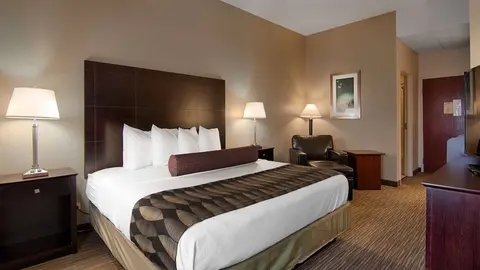 Best Western Plus O'Hare International South Hotel, Room