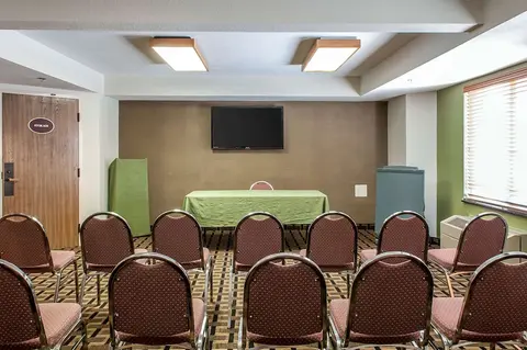 Rodeway Inn Airport, Meeting facility