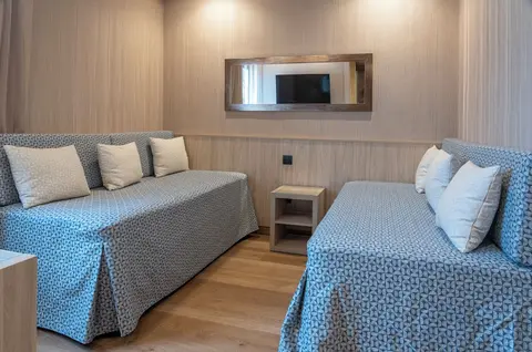 Rialto, Room