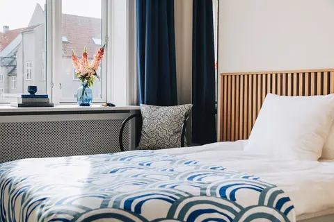 Coco Hotel, Room
