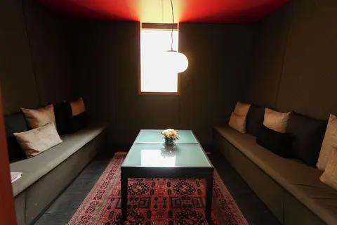 The Manor - New Delhi, Reception