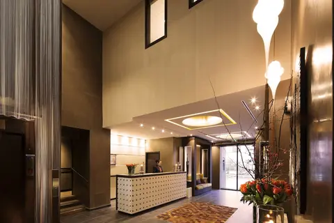 Villa Saxe Eiffel, Interior entrance