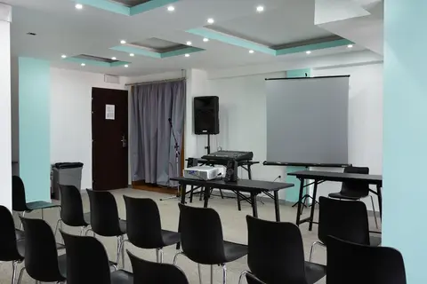 Metropolitan Hotel, Living area