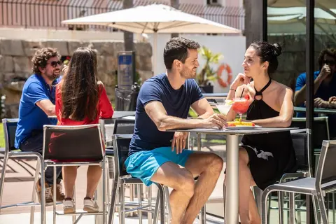Hotel Isla Mallorca & Spa, Poolside bar