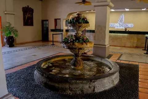 Costa De Oro Beach Hotel, Reception