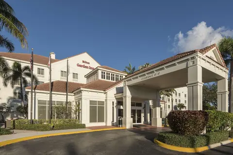 Hilton Garden Inn Boca Raton, Exterior