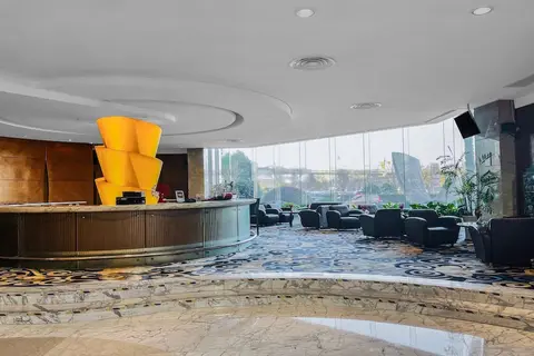 Ramada Plaza Pudong, Lobby