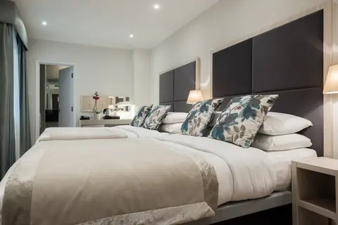 Blandford Hotel, Room