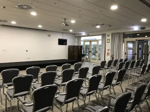 Hotel Datini, Meeting facility