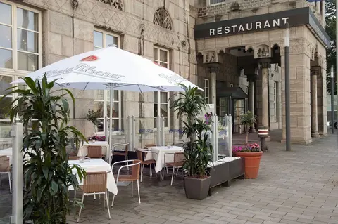 Wyndham Duisburger Hof, Terrace/patio