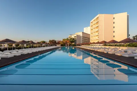 Hotel SU & Aqualand, Outdoor pool