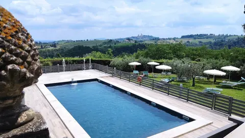 Villasanpaolo, Pool
