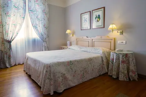 Villasanpaolo, Room