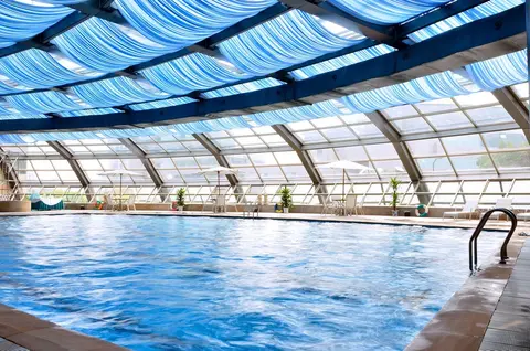 Zhejiang Narada Grand Hotel, Indoor pool