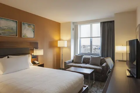 Hilton Garden Inn Long Island City New York, Room