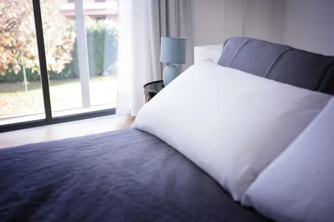 Mxp Rooms, Room