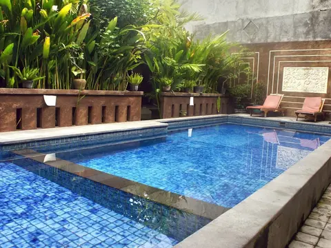 Waringin Home Stay, Pool