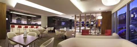 Ramada Encore by Wyndham Istanbul Kartal, Lobby