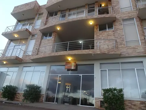 Hotel Albatross, Front of property