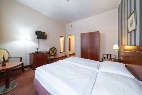 Hotel Raffaello Prague, Room